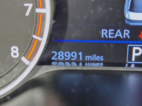 Used 2023 Nissan Altima 2.5 SV FWD image 19