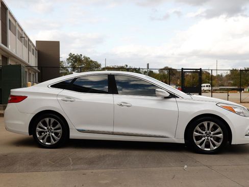 Used 2014 Hyundai Azera Limited image 13