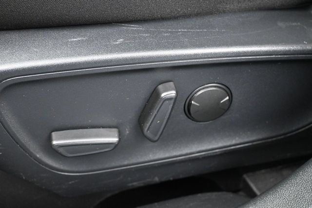 Certified 2024 Ford Escape Active AWD/4WD image 12