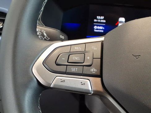 Used 2022 Volkswagen Taos SE image 15