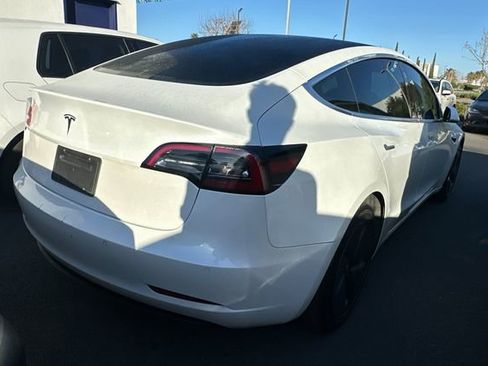 Used 2020 Tesla Model 3 image 5
