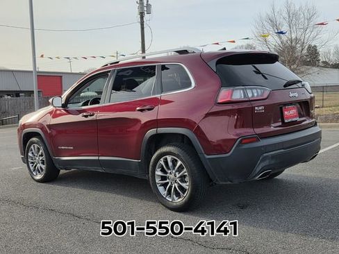 Used 2021 Jeep Cherokee Latitude Lux FWD image 3