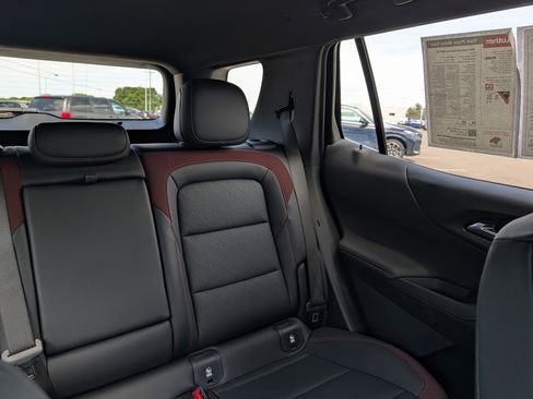 Used 2025 Chevrolet Equinox RS AWD/4WD image 14