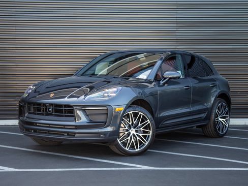 New 2026 Porsche Macan AWD/4WD image 1