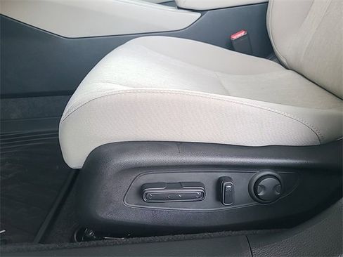 Certified 2024 Honda Accord EX image 24