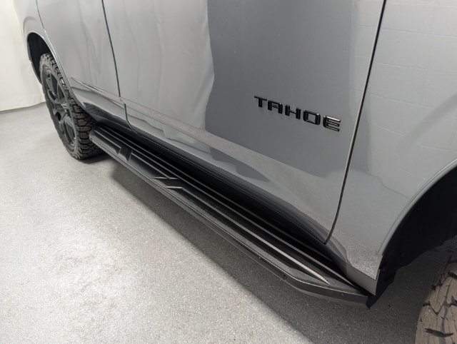 Used 2022 Chevrolet Tahoe RST w/ Luxury Package AWD/4WD image 3