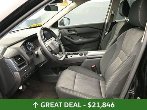 Used 2025 Nissan Rogue SV AWD/4WD image 15