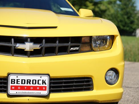 Used 2012 Chevrolet Camaro SS w/ Rear Vision Package image 8