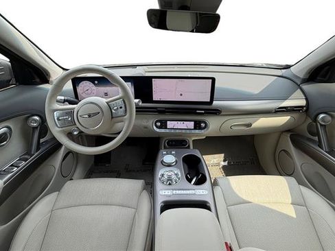 Used 2025 Genesis GV60 Advanced AWD/4WD image 12