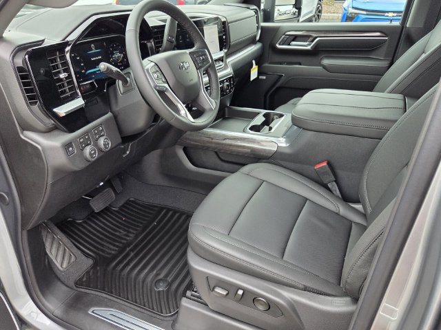 New 2026 Chevrolet Silverado 2500 LTZ w/ Trail Boss Package AWD/4WD image 6