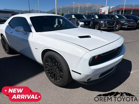 Used 2018 Dodge Challenger GT w/ Driver Convenience Group AWD/4WD image 16