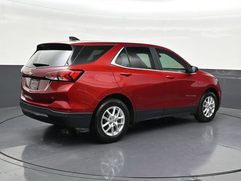 Used 2024 Chevrolet Equinox LT FWD image 5