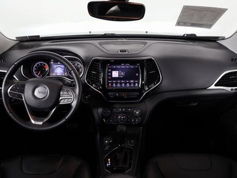 Used 2019 Jeep Cherokee Limited image 8