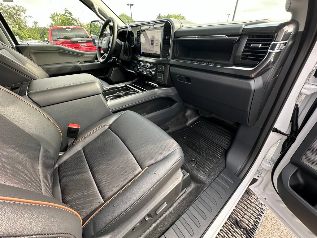 New 2026 Ford F450 Lariat AWD/4WD image 26