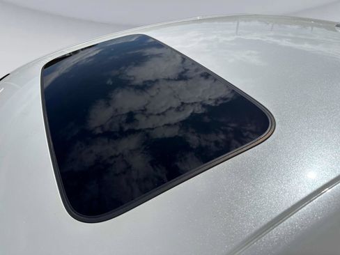 Certified 2023 Honda Accord EX image 31