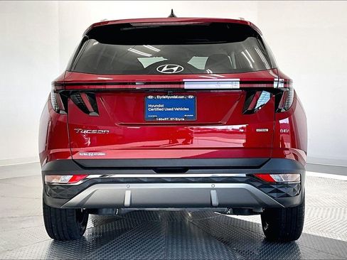 Certified 2024 Hyundai Tucson Limited AWD/4WD image 4
