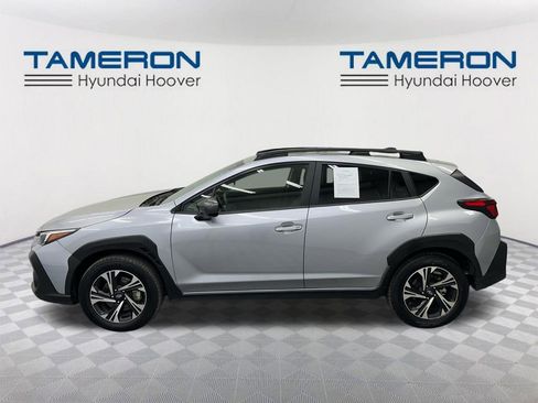 Used 2024 Subaru Crosstrek 2.0i Premium AWD/4WD image 2