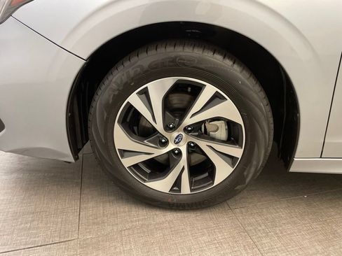 Used 2024 Subaru Legacy Premium AWD/4WD image 11