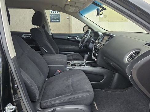 Used 2015 Nissan Pathfinder SV AWD/4WD image 20