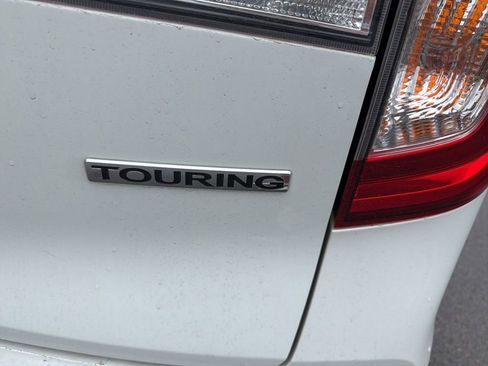 Used 2022 Honda Pilot Touring image 4