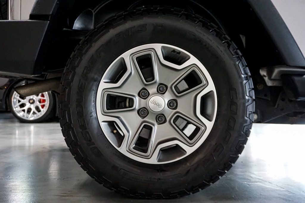 Used 2013 Jeep Wrangler Rubicon w/ PWR Convenience Group AWD/4WD image 37