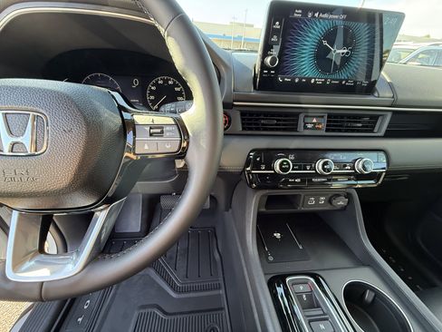 New 2025 Honda Pilot EX-L image 23