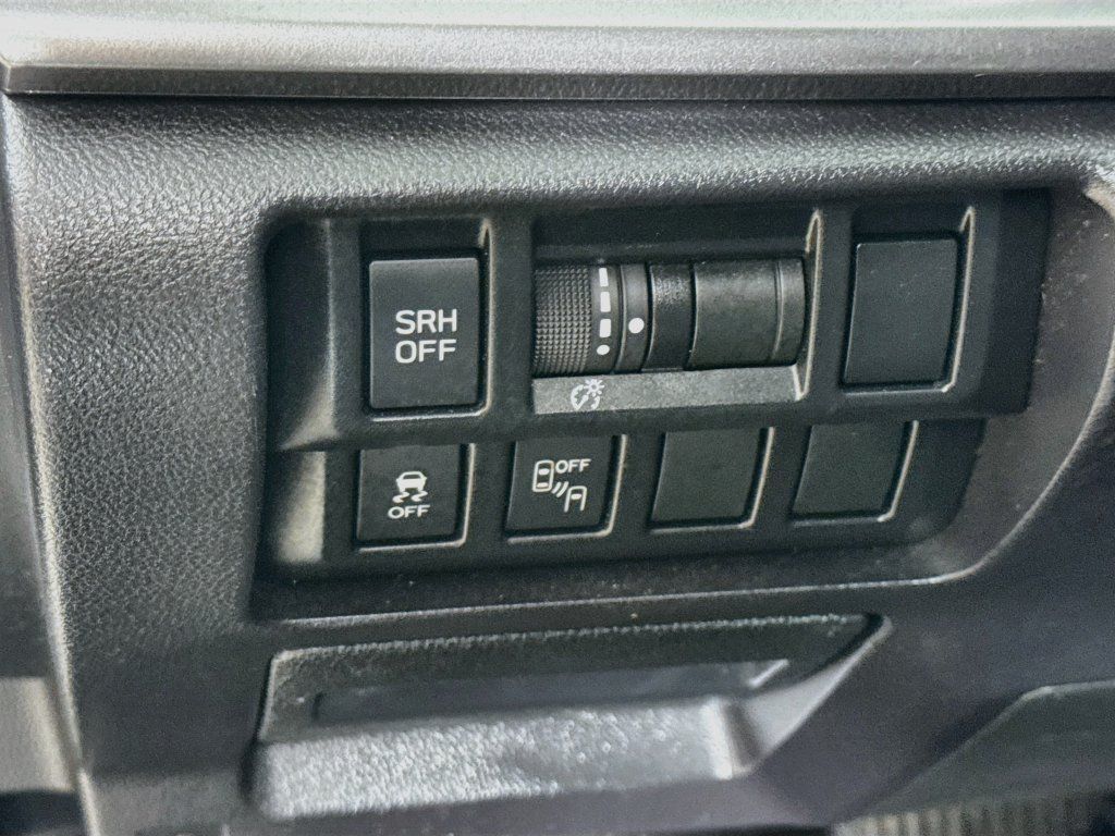 Used 2019 Subaru Impreza 2.0i Limited w/ Popular Package #2 AWD/4WD image 11