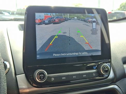 Certified 2022 Ford EcoSport SE image 24