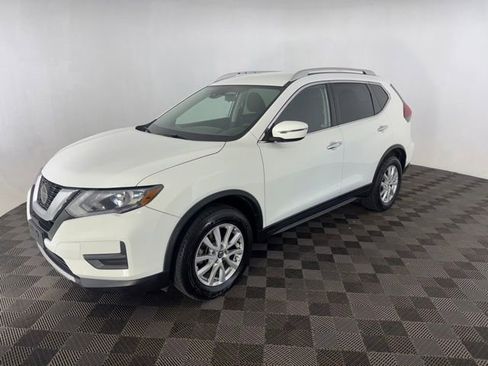 Used 2019 Nissan Rogue SV AWD/4WD image 3