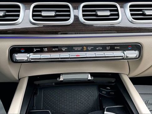 Certified 2024 Mercedes-Benz GLE 350 4MATIC image 18