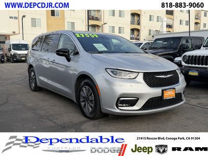 Certified 2024 Chrysler Pacifica Limited