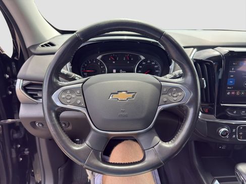 Used 2021 Chevrolet Traverse LT w/ LT Premium Package AWD/4WD image 10