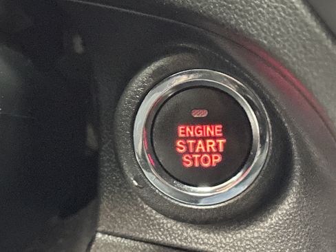 Used 2020 Subaru Ascent Premium w/ Convenience Package image 32