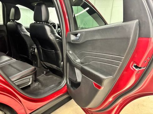 Used 2024 Ford Escape ST-Line w/ Tech Pack #1 FWD image 20