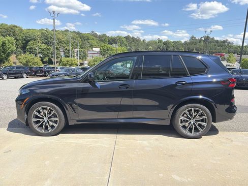 Certified 2026 BMW X5 xDrive40i w/ M Sport Package AWD/4WD image 8