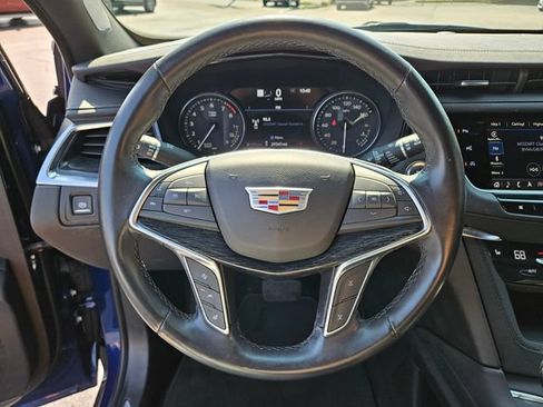 Used 2023 Cadillac XT5 Premium Luxury w/ Technology Package FWD image 25