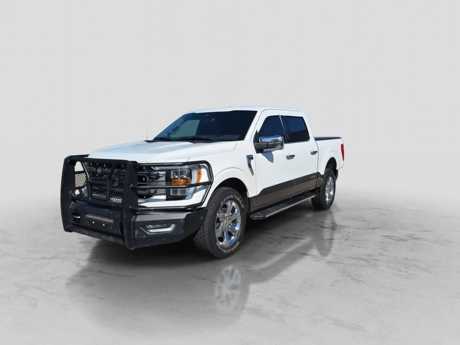Used 2021 Ford F150 Lariat AWD/4WD image 4
