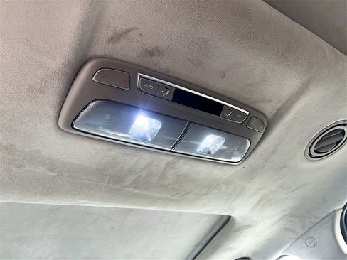 Used 2022 Kia Telluride SX w/ SX Prestige Package image 27