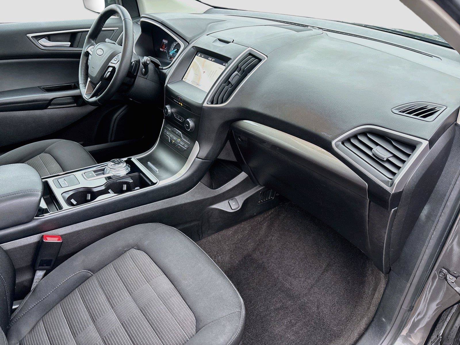 Used 2019 Ford Edge SEL AWD/4WD image 30