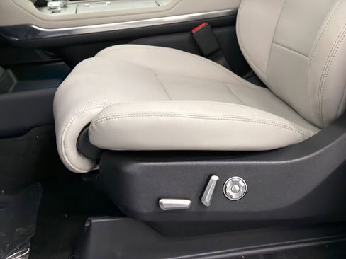 New 2026 Lincoln Navigator L Reserve image 18