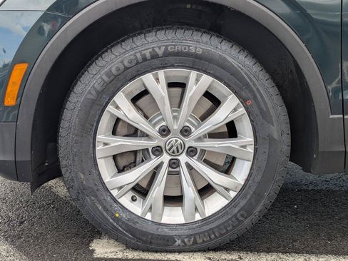 Used 2018 Volkswagen Tiguan S AWD/4WD image 37