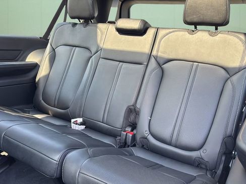 New 2026 Jeep Grand Wagoneer L Limited AWD/4WD image 22