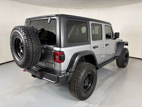 Used 2021 Jeep Wrangler Unlimited Rubicon AWD/4WD image 8