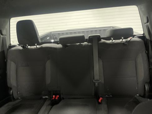 Used 2025 Chevrolet Silverado 1500 LT image 11