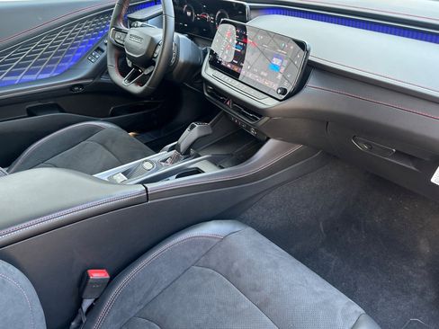 New 2024 Dodge Charger R/T Scat Pack w/ Plus Group image 14