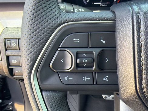 Used 2026 Toyota Tacoma TRD Sport w/ TRD Sport Premium Package AWD/4WD image 15