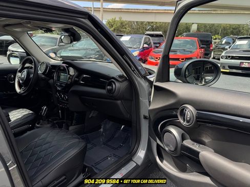Used 2021 MINI Cooper S FWD image 32