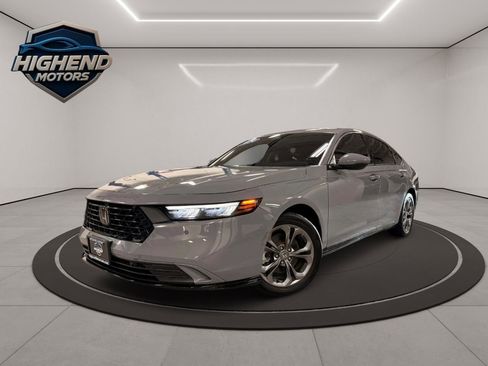 Used 2024 Honda Accord EX-L image 2