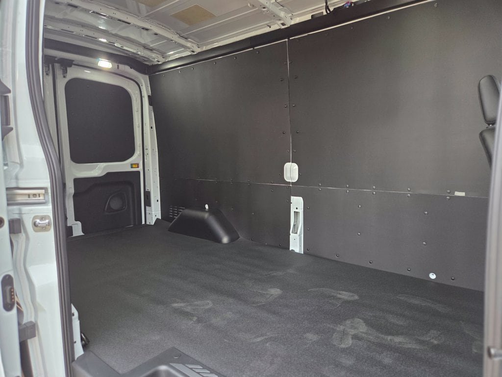 New 2026 Ford Transit 250 148 Medium Roof w/ Load Area Protection Package RWD image 12
