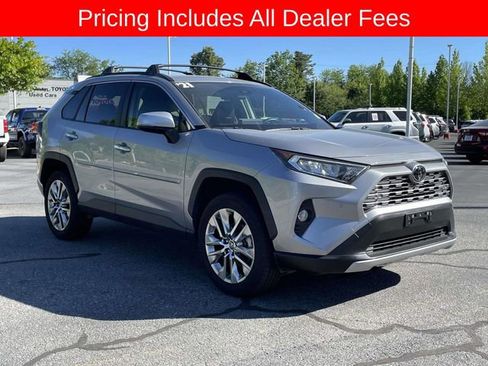 Used 2021 Toyota RAV4 Limited AWD/4WD image 7